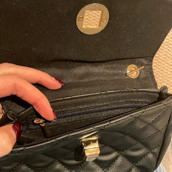 New black quilted crossbody bag - Picture 5 of 5